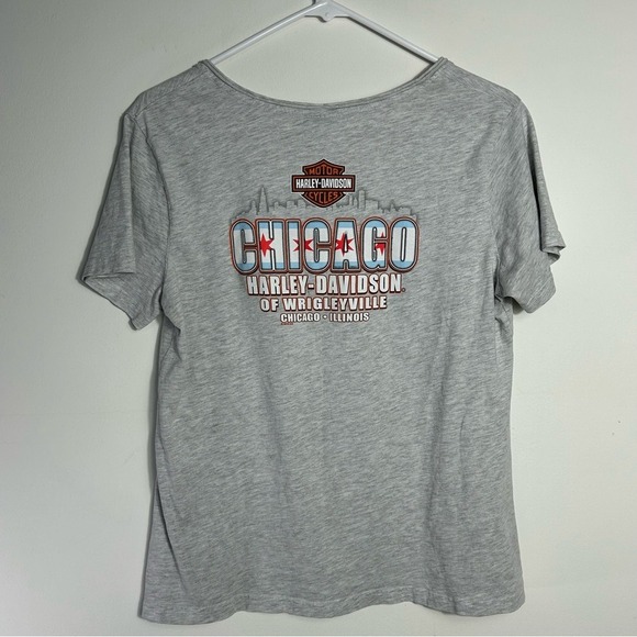 Harley Davidson Women's V-neck Gray Tshirt Size Large Chicago - Picture 3 of 9